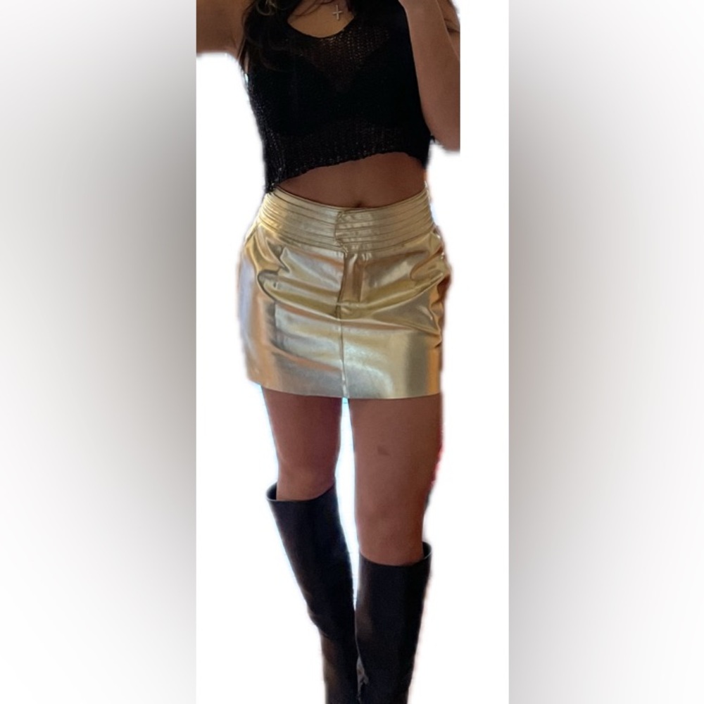 EDIT BY NINE// METALLIC GOLD MINI SKIRT